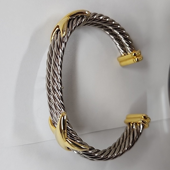 Vintage Two Tone Silver & Gold Cable Cuff - Picture 5 of 5